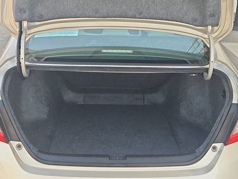 Used 2019 Honda Accord LX image 6