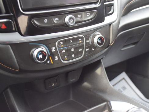 Used 2019 Chevrolet Traverse LT w/ LPO, Floor Liner Package image 25