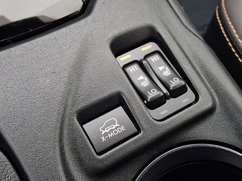 Used 2021 Subaru Crosstrek 2.5i Sport w/ Moonroof Package image 25