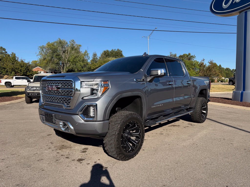 Used 2020 GMC Sierra 1500 Denali w/ Technology Package AWD/4WD image 3