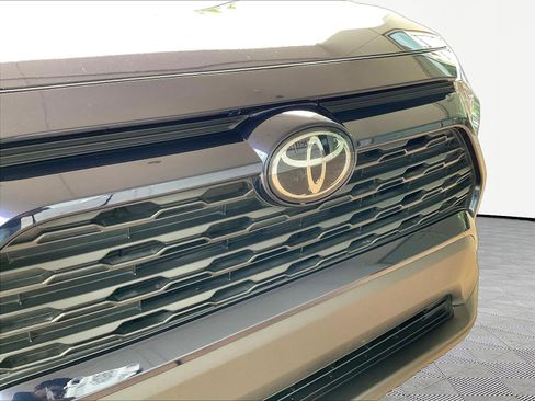 Used 2024 Toyota RAV4 XLE Premium w/ Weather Package AWD/4WD image 31