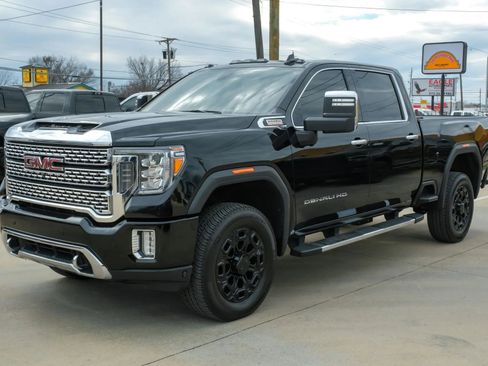 Used 2020 GMC Sierra 2500 Denali w/ Denali Ultimate Package AWD/4WD image 6
