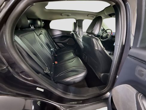 Used 2022 Ford Mustang Mach-E Premium image 27