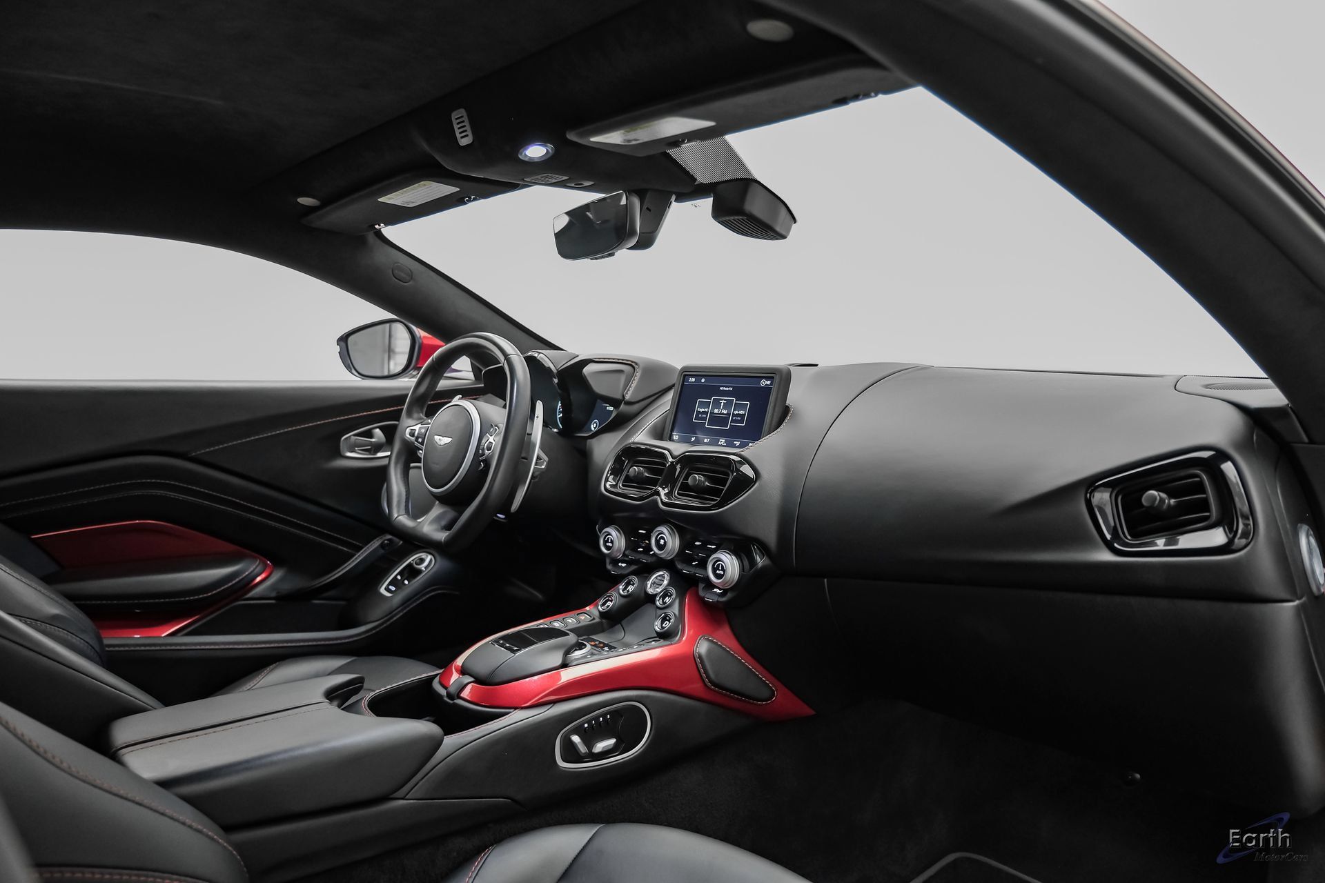 Used 2019 Aston Martin V8 Vantage Coupe RWD image 47