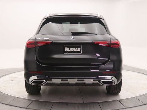 New 2026 Mercedes-Benz GLC 300 image 3