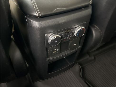 Used 2020 Ford Explorer XLT w/ Equipment Group 202A image 30