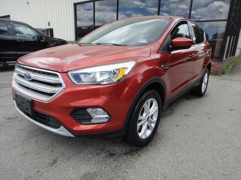 Used 2019 Ford Escape SE AWD/4WD image 1