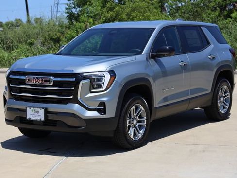 New 2026 GMC Terrain Elevation w/ Technology Package II FWD image 3