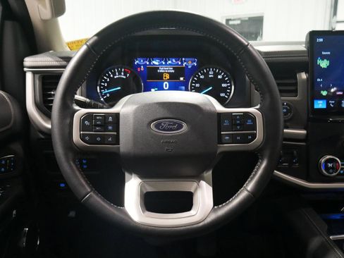 Certified 2024 Ford Expedition XLT image 21