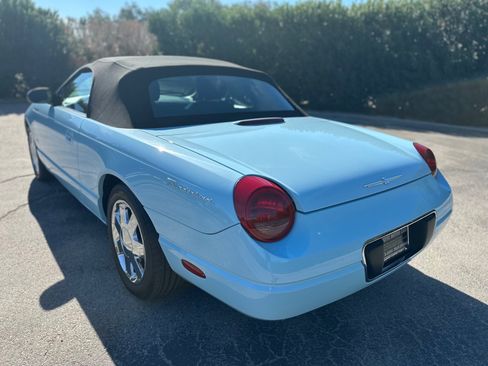 Used 2003 Ford Thunderbird Deluxe image 19