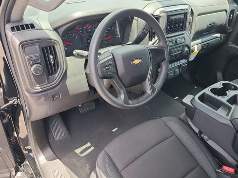 New 2026 Chevrolet Silverado 1500 Custom RWD image 18