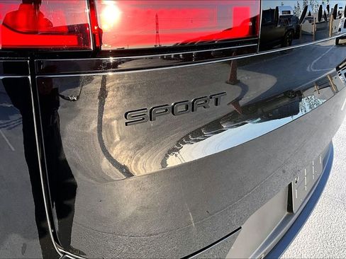 New 2026 Land Rover Range Rover Sport SE AWD/4WD image 9