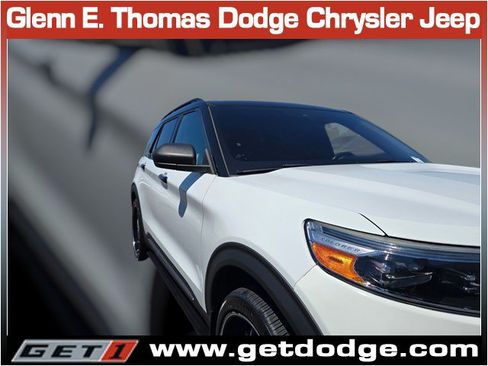 Used 2020 Ford Explorer XLT w/ Equipment Group 202A RWD image 4