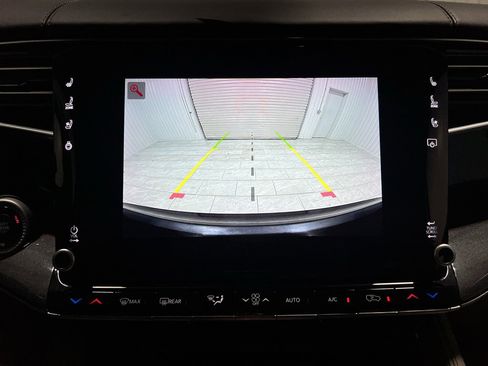 Used 2022 Jeep Wagoneer Series I image 14