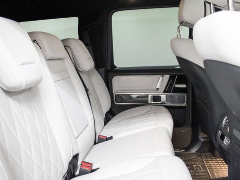 Used 2025 Mercedes-Benz G 63 AMG 4MATIC image 27