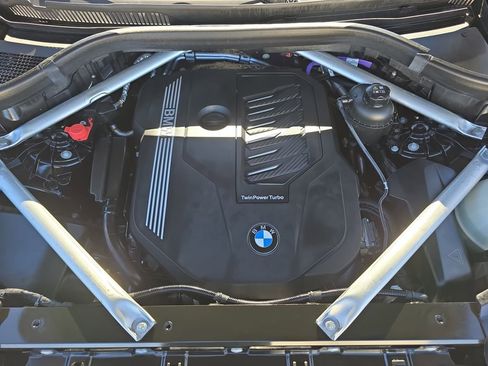 Used 2023 BMW X5 xDrive40i w/ Premium Package image 34
