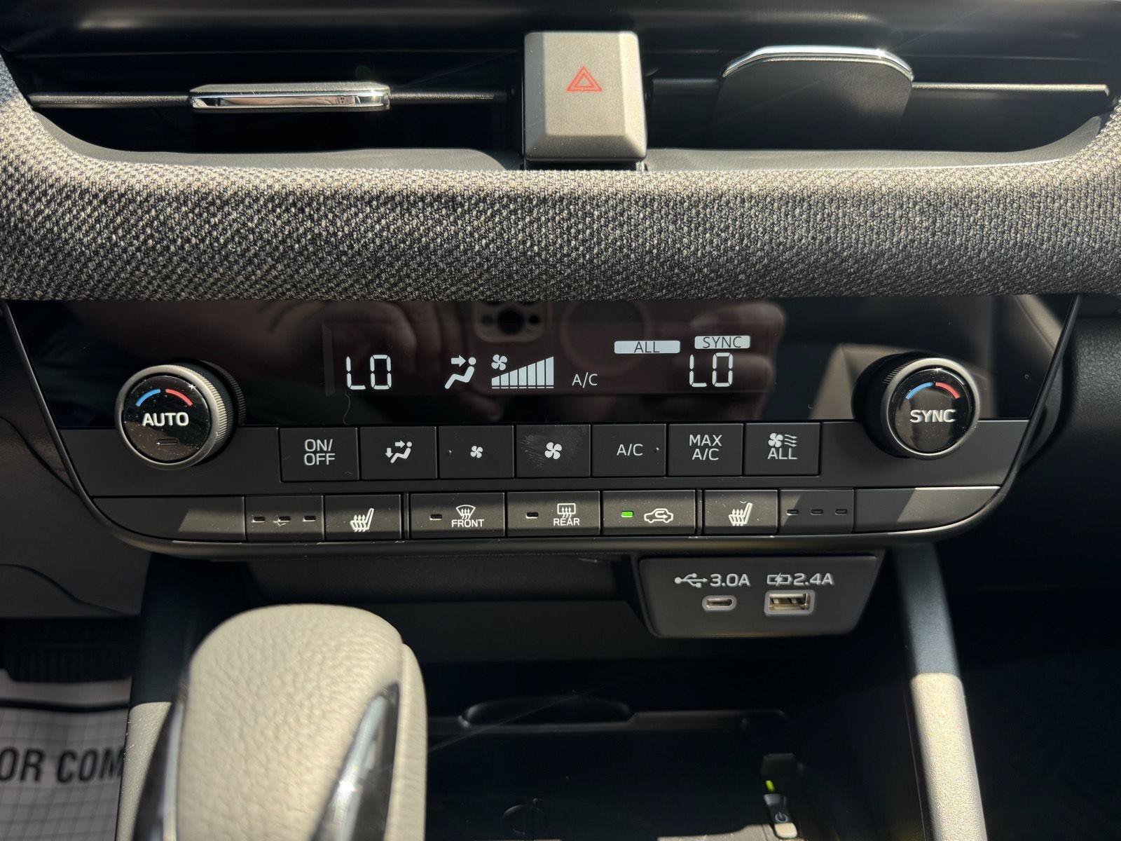 New 2026 Subaru Outback Limited AWD/4WD image 18