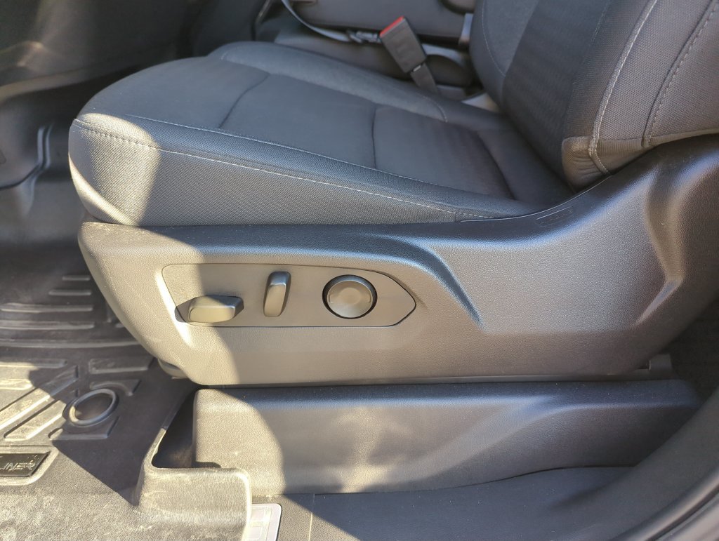 Used 2025 GMC Sierra 1500 Elevation RWD image 13