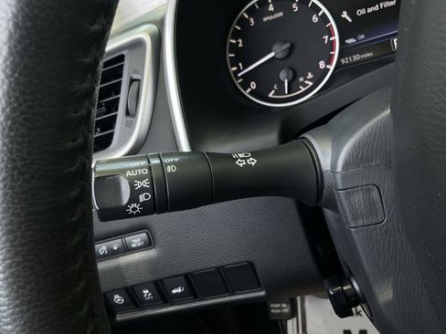 Used 2017 Nissan Murano Platinum w/ Platinum Technology Package FWD image 31
