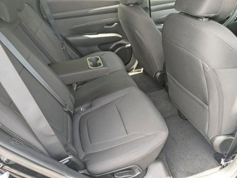 Used 2025 Hyundai Tucson SE FWD image 14