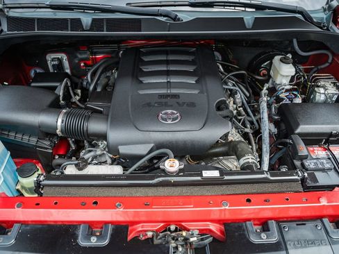 Used 2019 Toyota Tundra SR AWD/4WD image 14