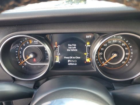 Certified 2021 Jeep Gladiator Overland image 30