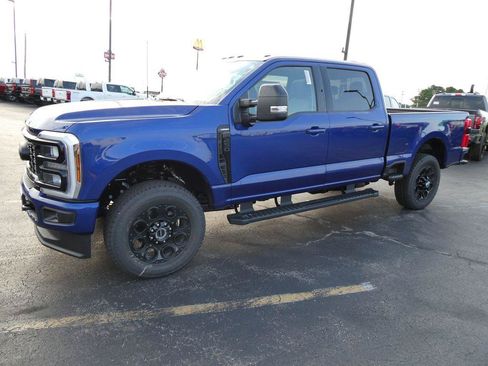 New 2026 Ford F250 Lariat w/ Black Appearance Package AWD/4WD image 9