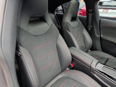 Used 2024 Mercedes-Benz CLA 250 image 24