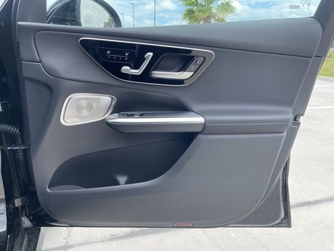 New 2025 Mercedes-Benz GLC 300 image 23