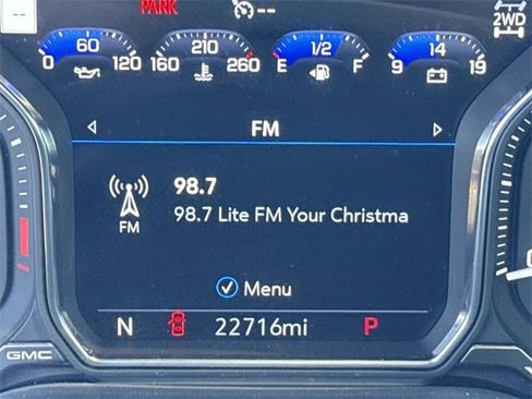 Used 2023 GMC Sierra 2500 Denali w/ Denali Ultimate Package image 16