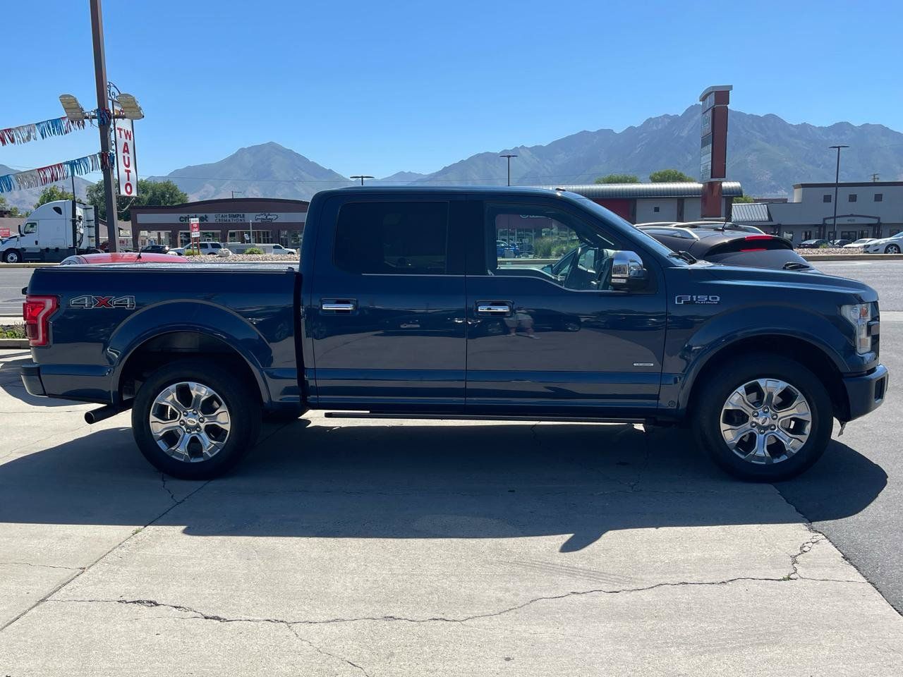 Used 2015 Ford F150 Platinum w/ Technology Package AWD/4WD image 4