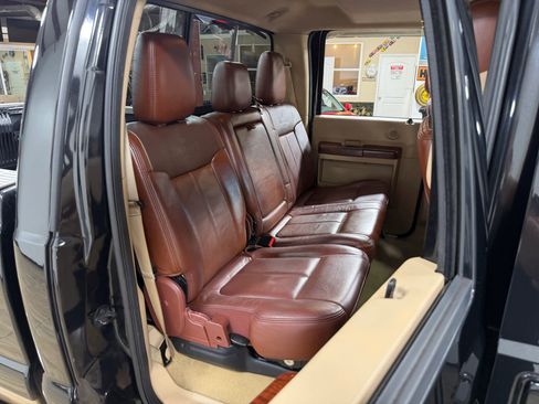 Used 2013 Ford F250 King Ranch w/ FX4 Off Road Pkg image 18