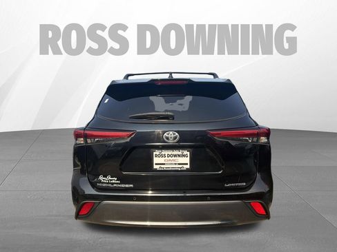 Used 2021 Toyota Highlander Limited FWD image 5