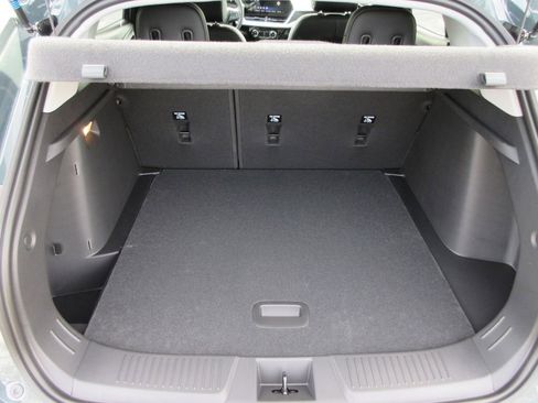 New 2026 Chevrolet Trax LT w/ LPO, Blackout Package image 11