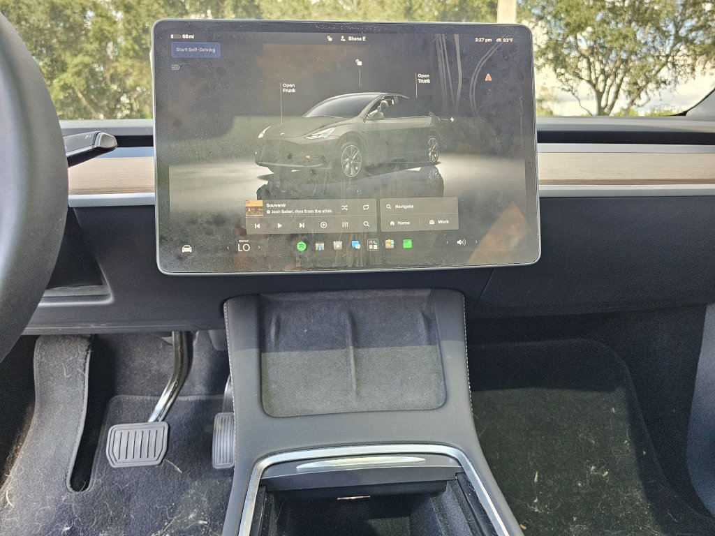Used 2025 Tesla Model Y Long Range RWD image 19
