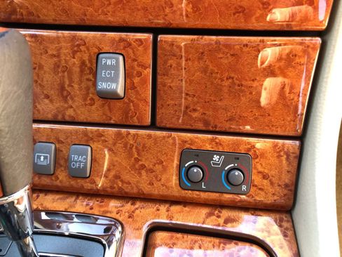 Used 2004 Lexus LS 430 image 27