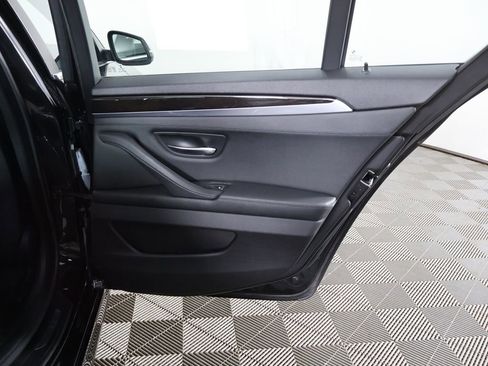 Used 2014 BMW 528i xDrive Sedan AWD/4WD image 28