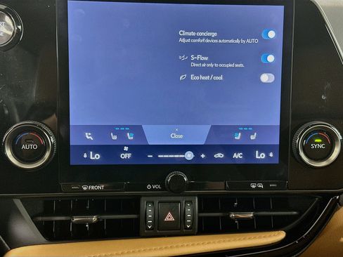 Used 2024 Lexus NX 250 FWD image 24