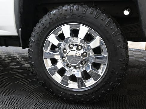 Used 2017 GMC Sierra 2500 Denali w/ Duramax Plus Package image 37