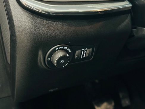 Used 2022 Jeep Compass Limited w/ Elite Group image 13