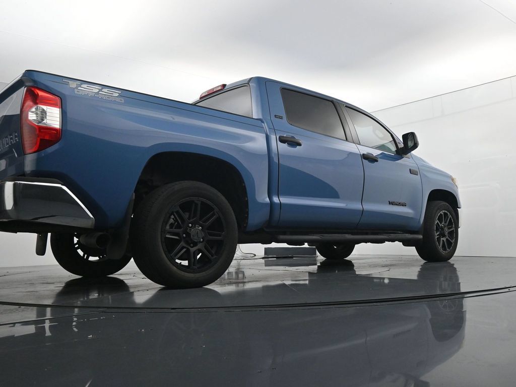 Used 2020 Toyota Tundra SR5 w/ SR5 Upgrade Package RWD image 37