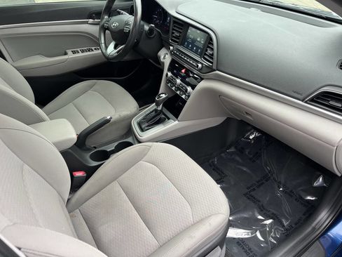 Used 2020 Hyundai Elantra Value Edition image 16