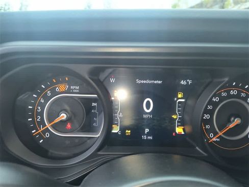 New 2026 Jeep Wrangler Unlimited Rubicon w/ Technology Group image 15