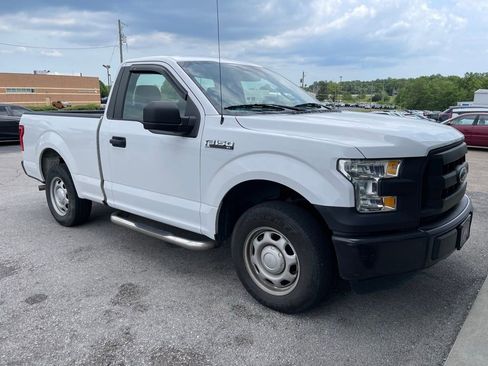 Used 2016 Ford F150 XL w/ Equipment Group 101A Mid RWD image 2