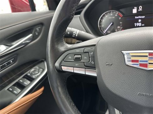 Used 2020 Cadillac XT4 Premium Luxury image 40