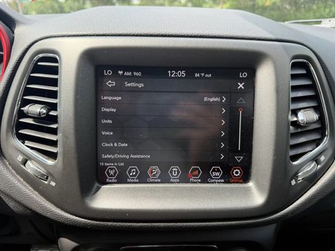 Used 2019 Jeep Compass Trailhawk AWD/4WD image 39