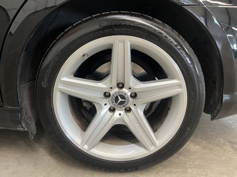 Used 2011 Mercedes-Benz CLS 550 image 40