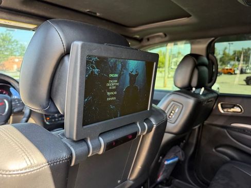 Used 2019 Dodge Durango R/T w/ Blacktop Package AWD/4WD image 24