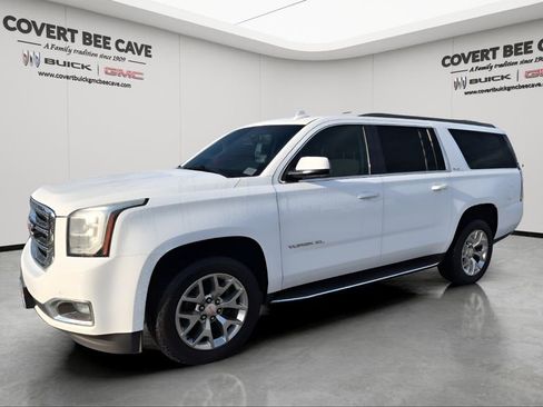 Used 2018 GMC Yukon XL SLE w/ SLE Value Package image 3