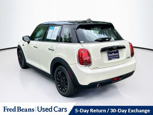 Used 2021 MINI Cooper 4-Door Hardtop FWD image 7